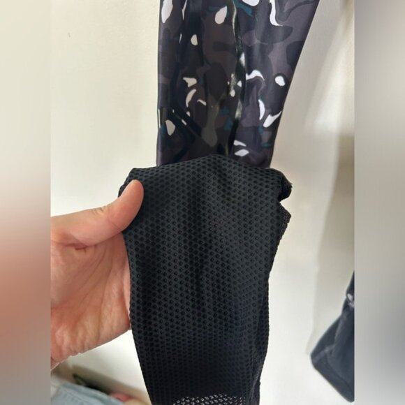 💥⭐️❤️HOST PICK❤️⭐️💥 Stella McCartney x Adidas camo print/mesh leggings - Picture 7 of 12